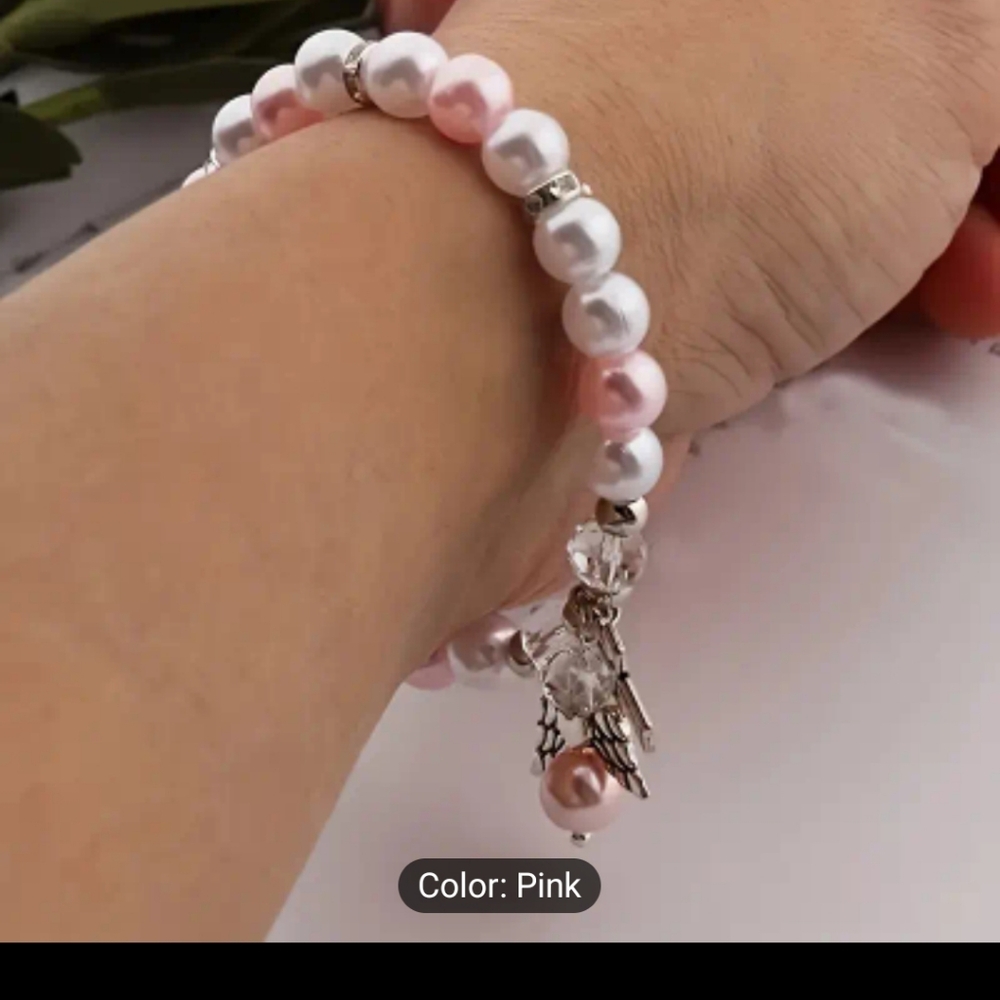 ⚡️Delicate Pink a d White Angel Wing Cross Charm Bracelet.⚡️ - Picture 3 of 3